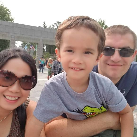 Meet your Posher, Mrsjulie - Picture 1 of 1